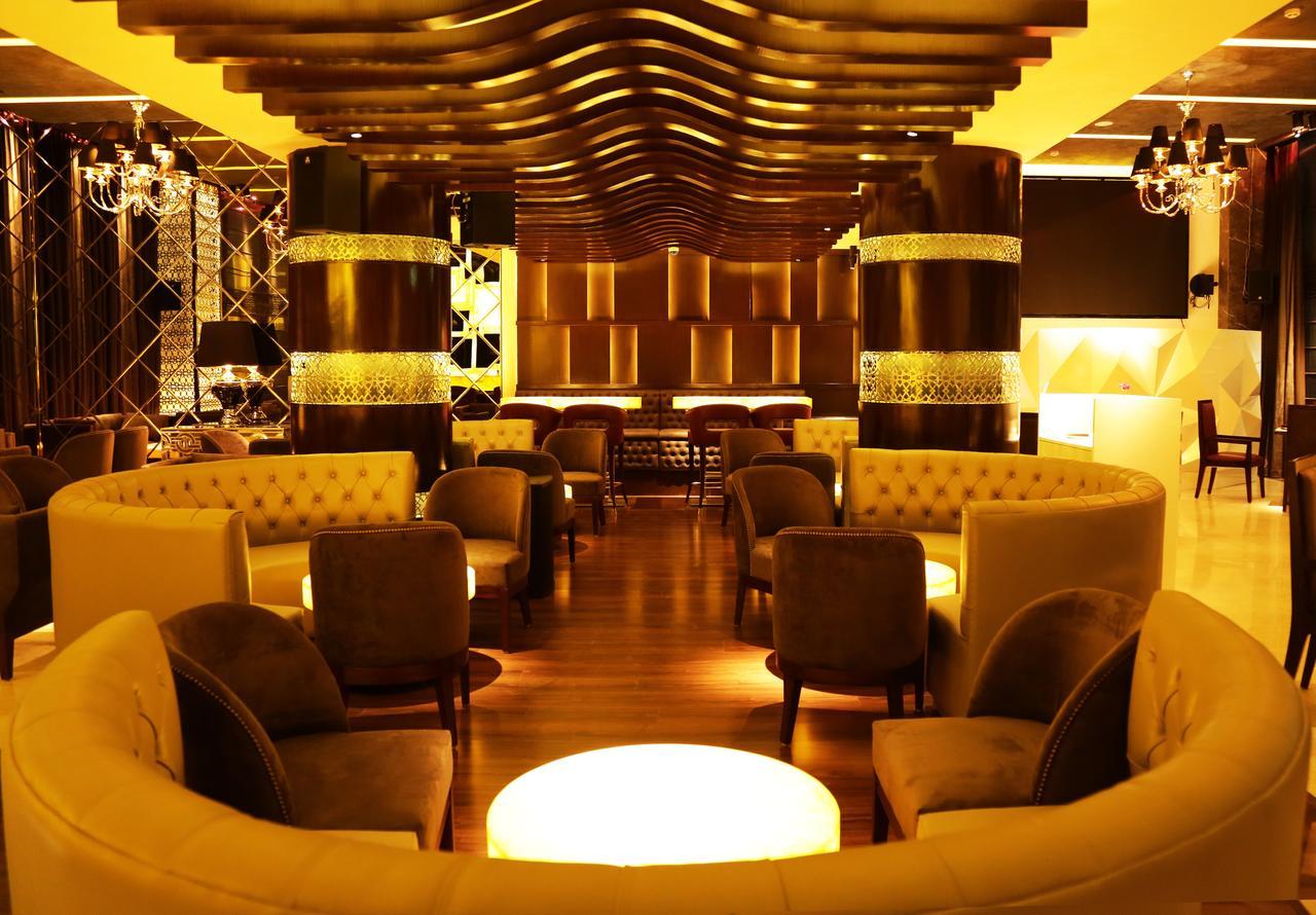 Inde Hotel Chattarpur New Delhi Bagian luar foto