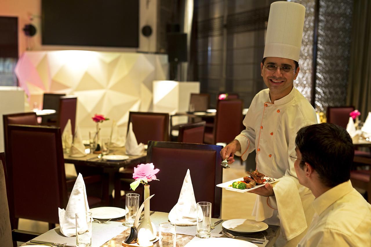 Inde Hotel Chattarpur New Delhi Bagian luar foto