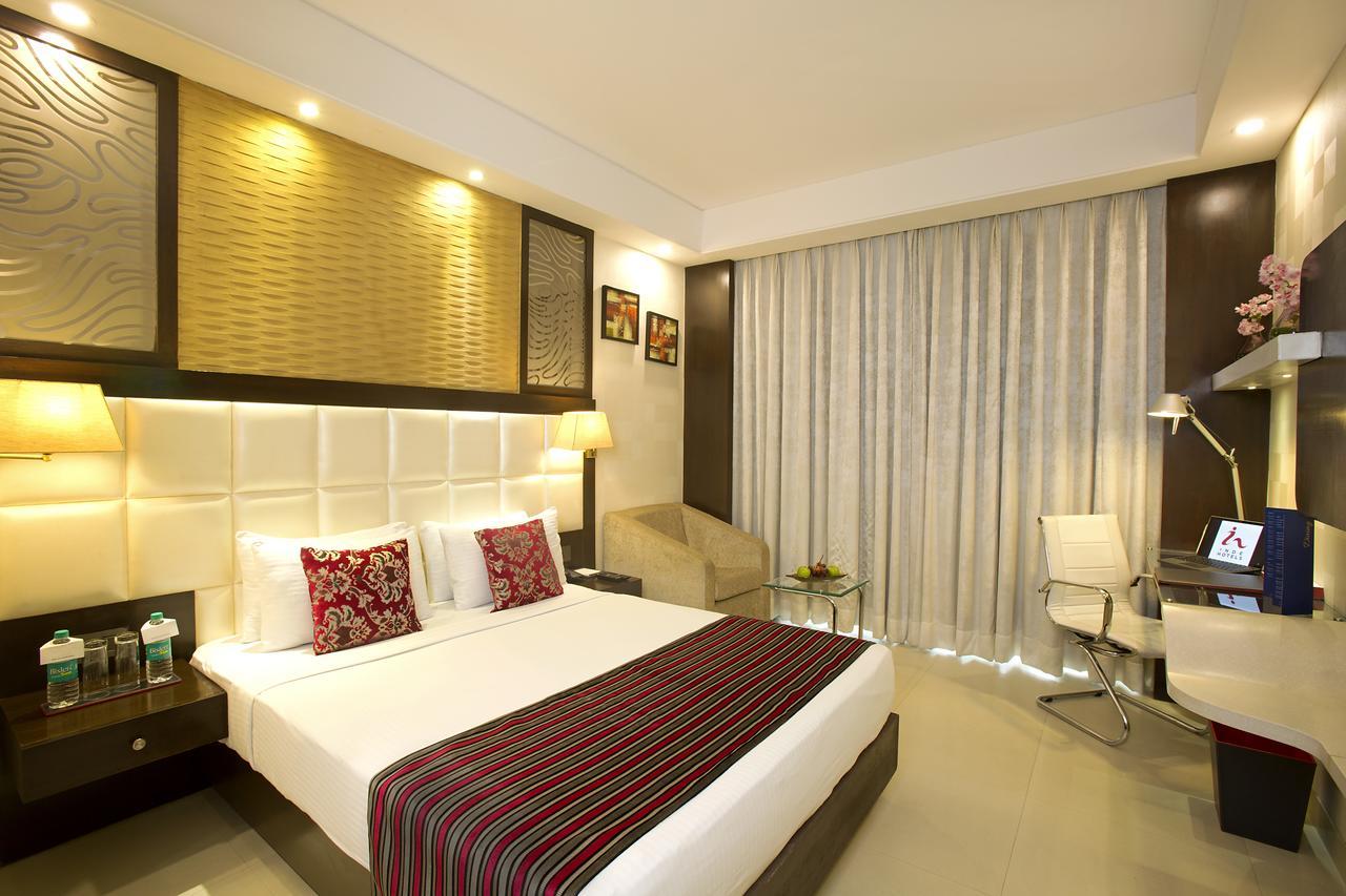 Inde Hotel Chattarpur New Delhi Bagian luar foto
