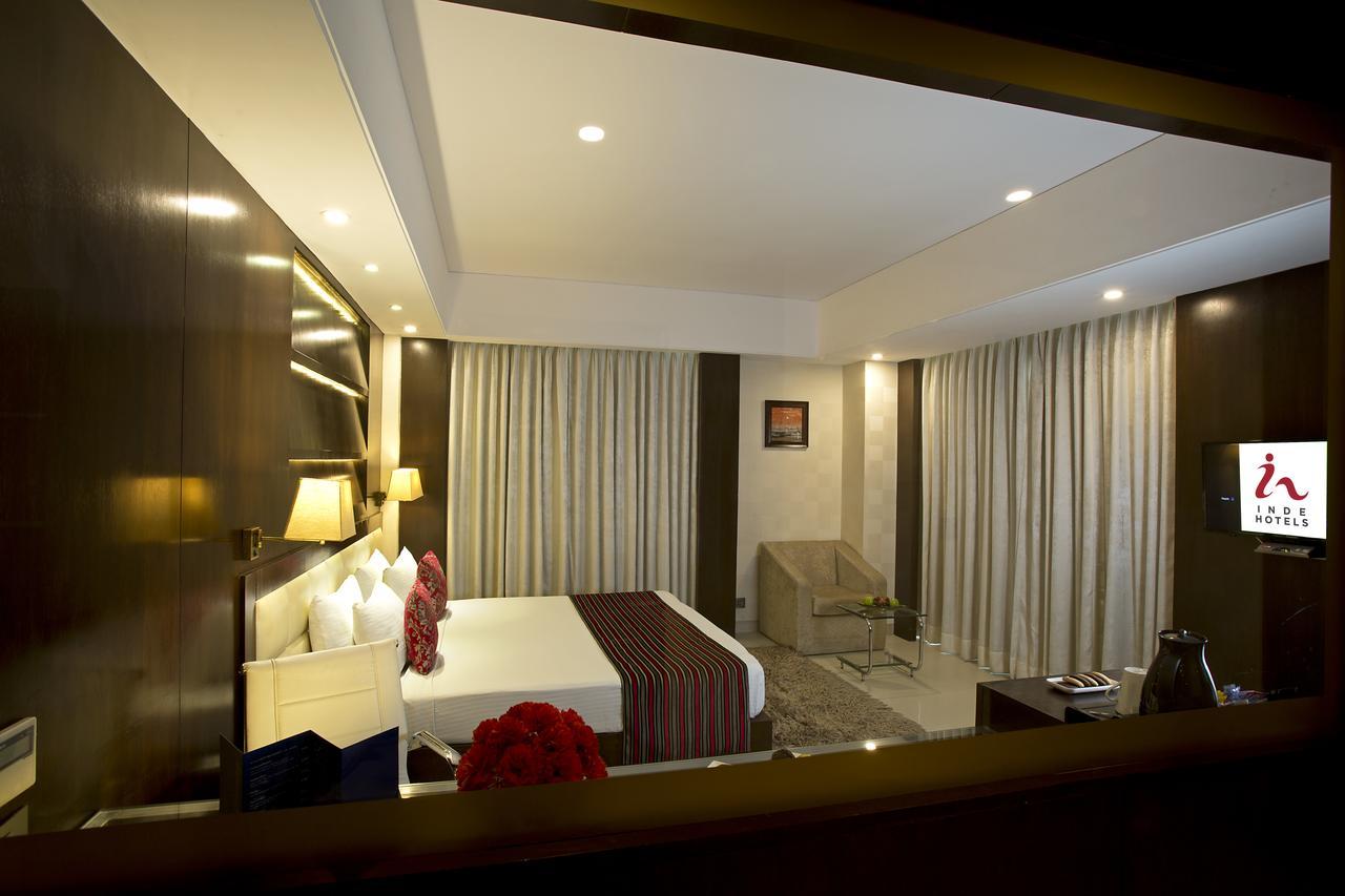 Inde Hotel Chattarpur New Delhi Bagian luar foto